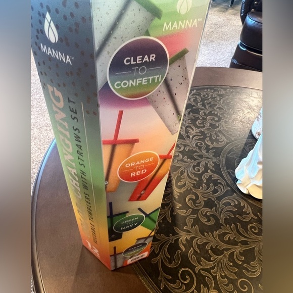 NWT Manna Color-Changing Tumblers with Straws - Picture 5 of 6